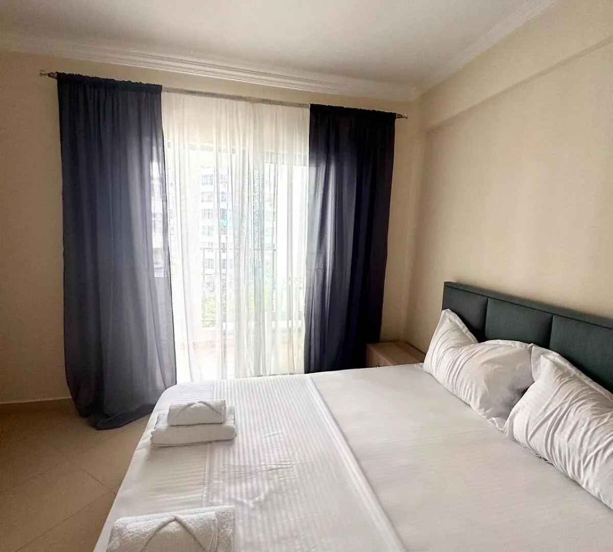 The Cozy Balcony Family Apartment Tirana