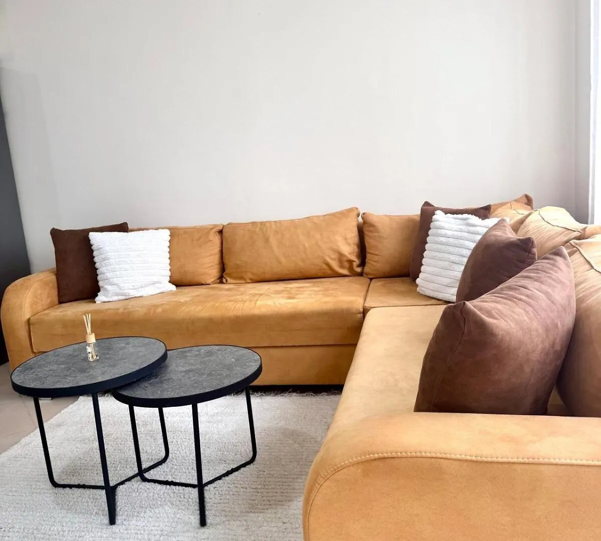The Cozy Balcony Family Apartment Tirana 0*,  Albania