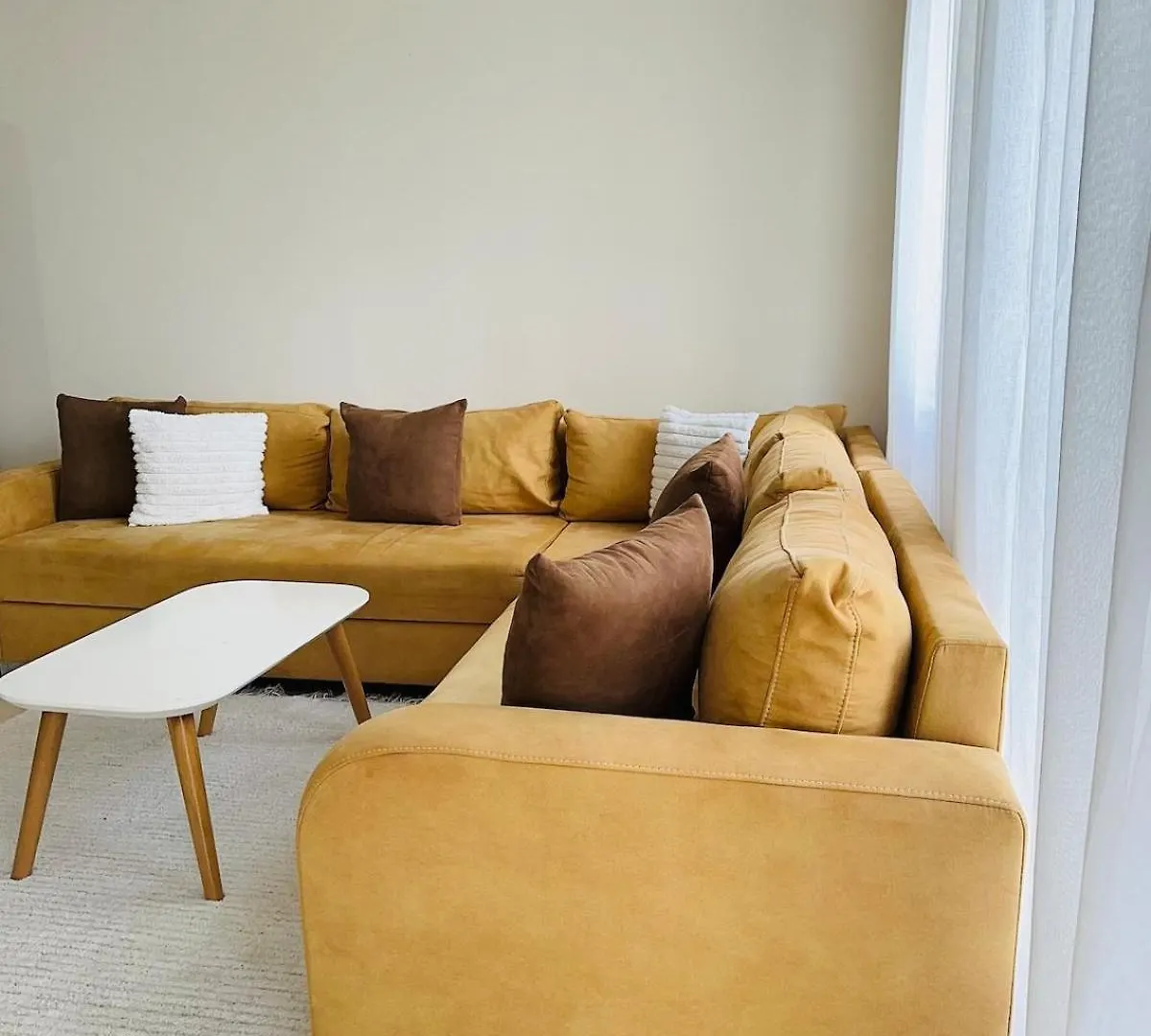 The Cozy Balcony Family Apartment Tirana